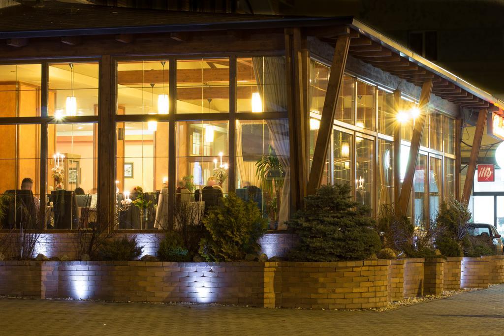 Restaurant Pensiune Bucovina Câmpulung Moldovenesc Exteriér fotografie